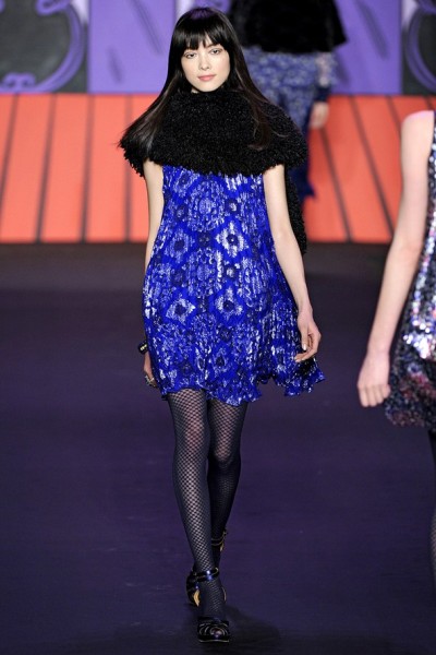 Anna Sui - синее платье в богемном стиле 2011-2012
