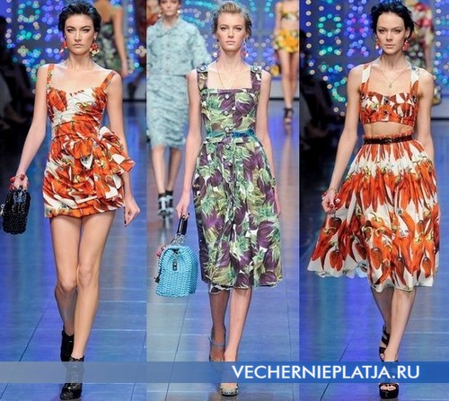 Платья с квадратным вырезом 2012 Dolce & Gabbana