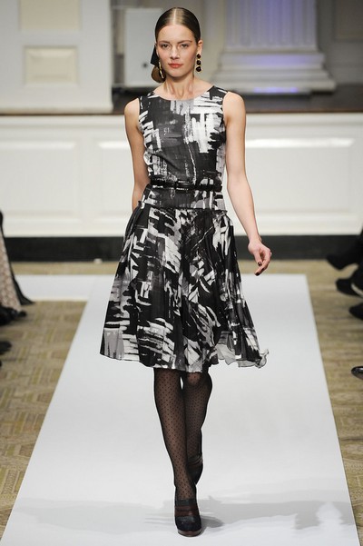 Платье гусиная лапка черное с белым, коллекция Осень-Зима 2012-2013 от Oscar de la Renta