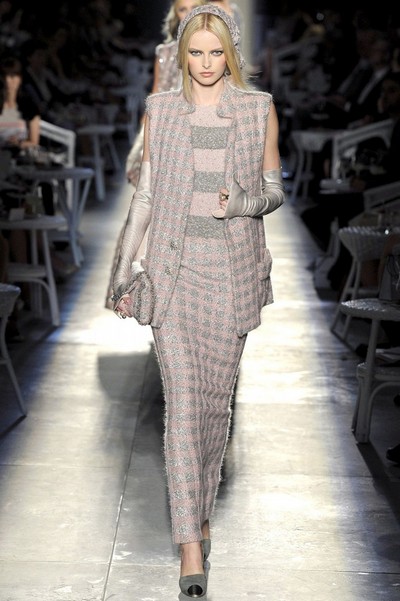 Трикотажные платья осень 2012 от Chanel