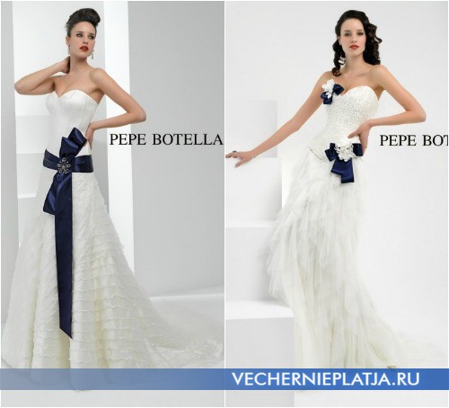 Свадебное белое платье с синим бантом от Pepe Botella