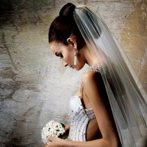 Свадебные платья с фатой – воздушный и романтичный образ